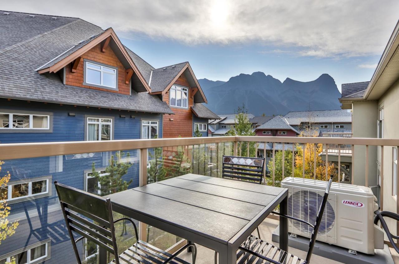 Charming 1 Bdrm Plus Loft With Views Managed By Little Sister Getaways Canmore Dış mekan fotoğraf